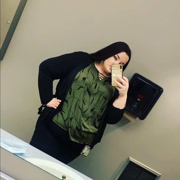 Meet your Posher, Haven - Picture 1 of 1